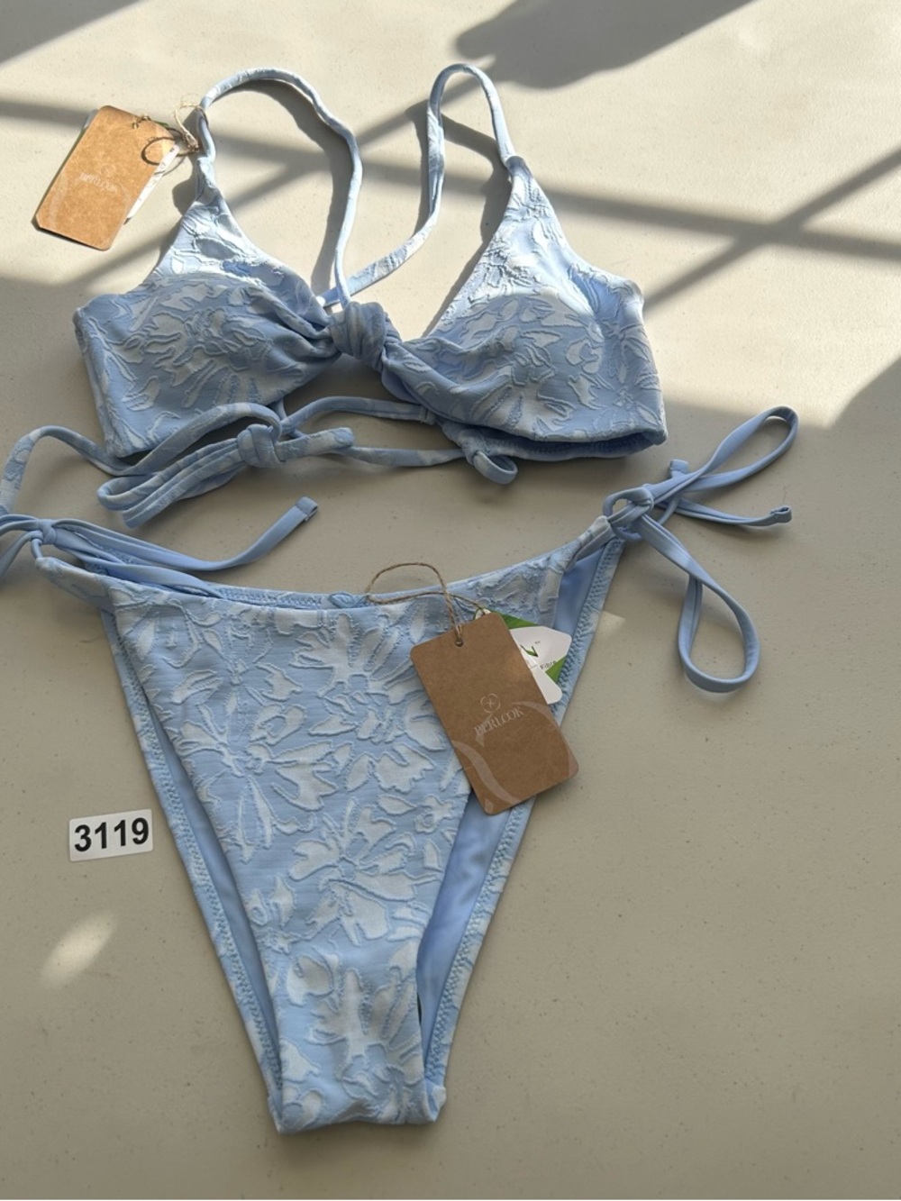 Berlook Women’s Bikini Set Light Blue Textured Size Medium Swimwear
